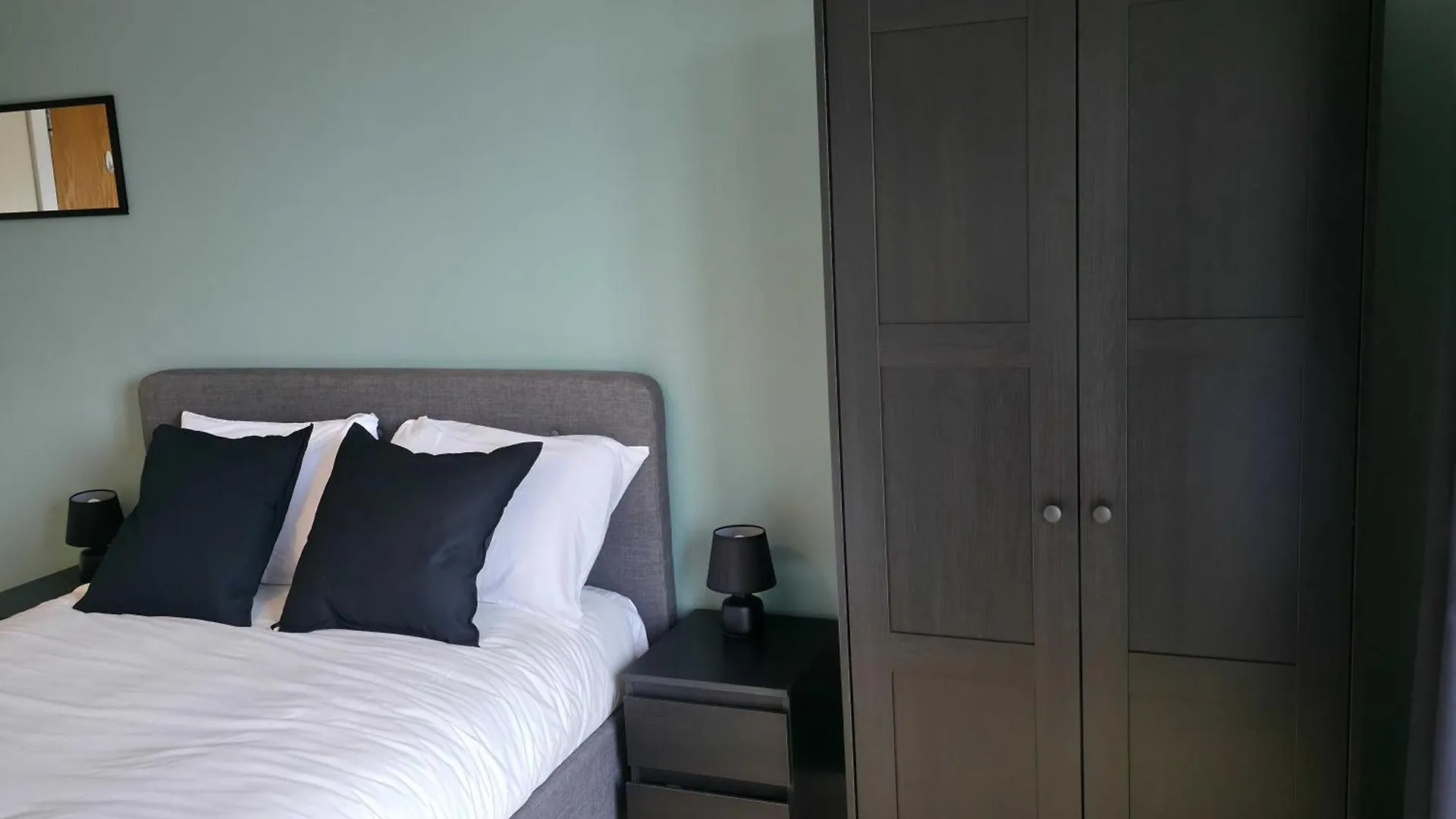 City Apartments 벨파스트 0*,